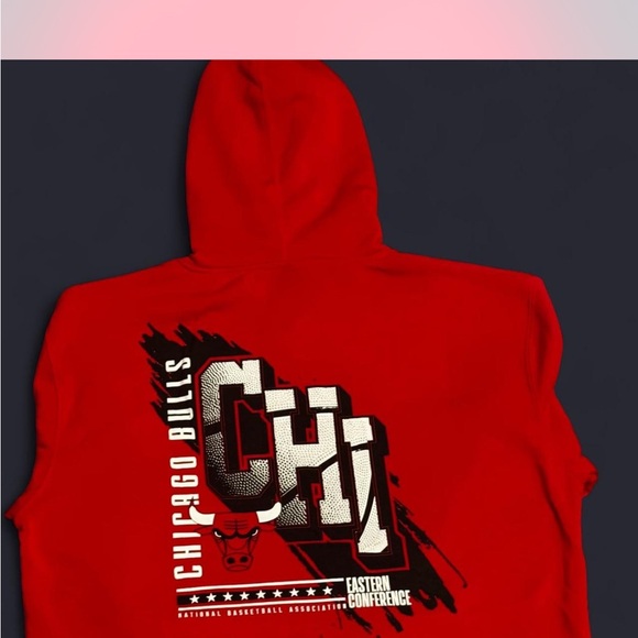 Chicago Bulls NBA Hoodie - Picture 2 of 5